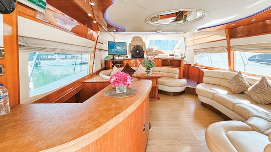 Etosha Azimut 58ft | AED1080/Hour